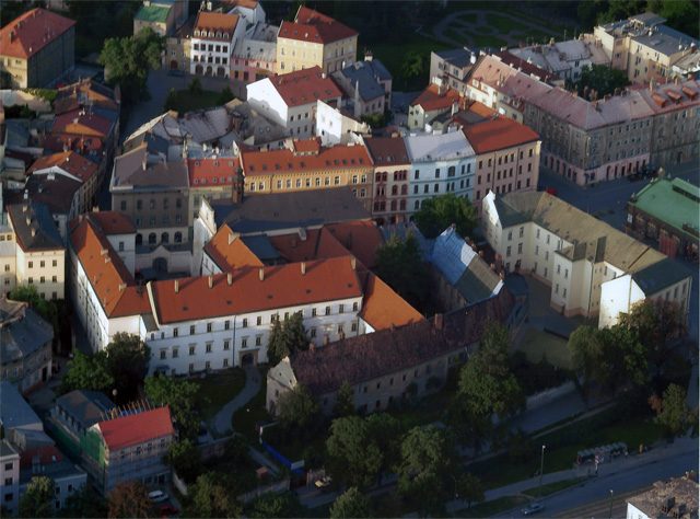 Letecký pohled na zástavbu